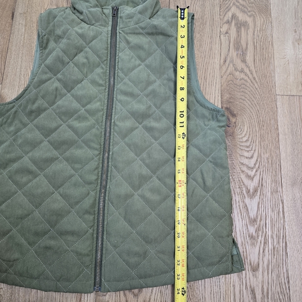 Umgee Olive Green Quilted Zip Up Vest Medium - Picture 7 of 11